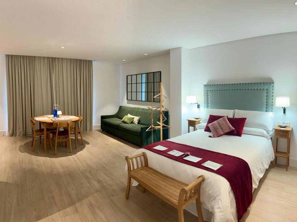Apartamentos Turisticos La Plaza Chipiona Eksteriør bilde
