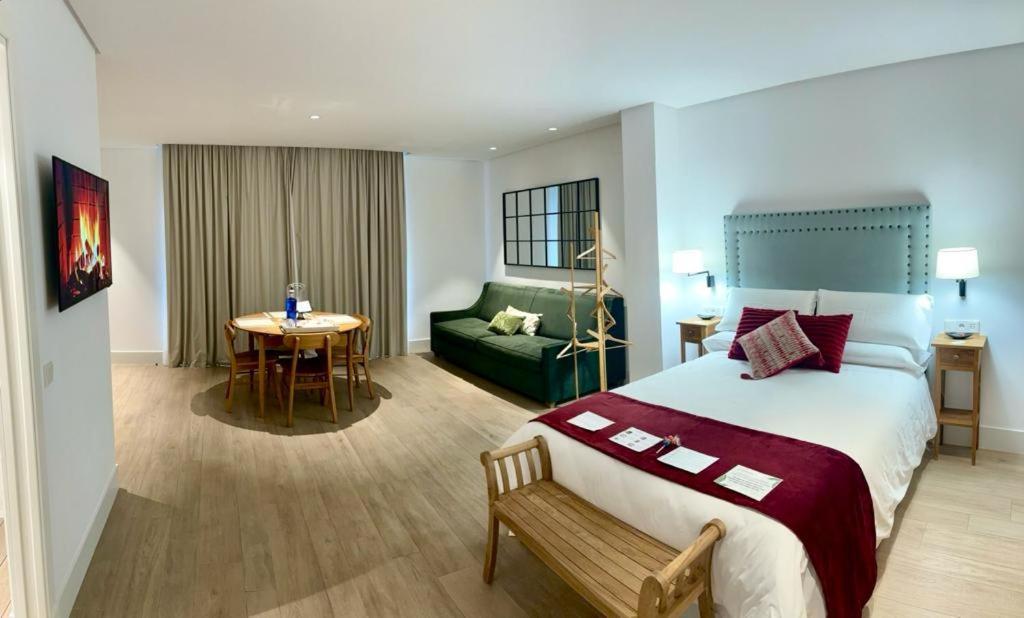 Apartamentos Turisticos La Plaza Chipiona Eksteriør bilde
