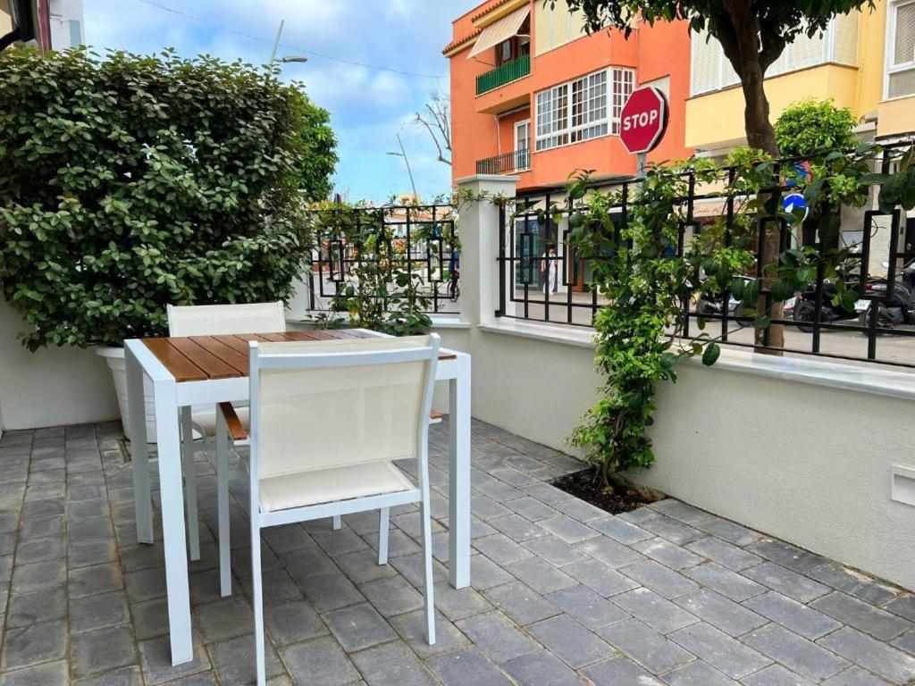 Apartamentos Turisticos La Plaza Chipiona Eksteriør bilde